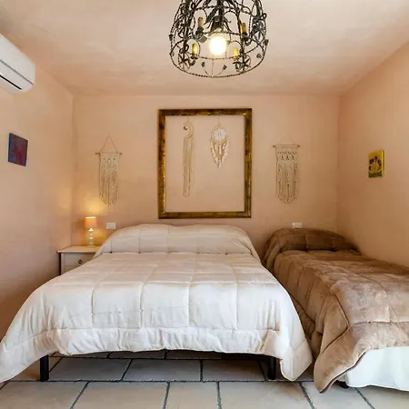 Cozy In With House A Panoramic View Ostuni